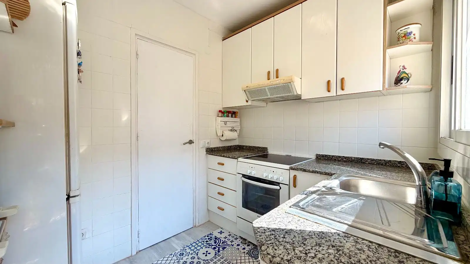 Cuina de Àtic en venda en Cunit amb Aire condicionat, Terrassa i Moblat