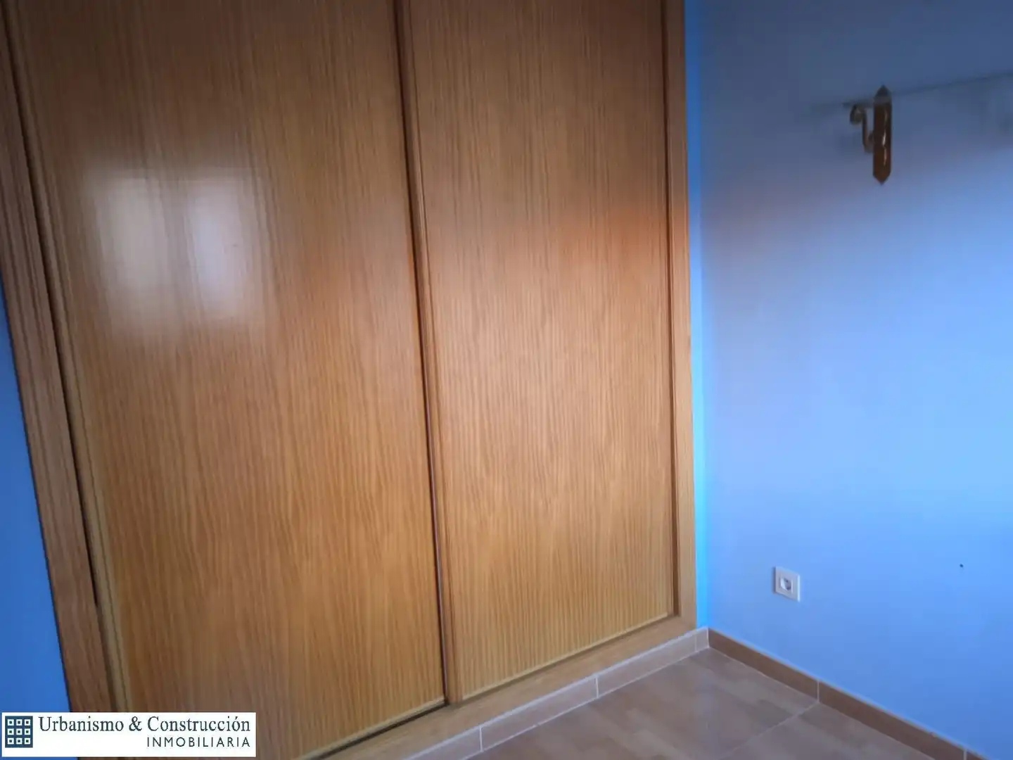 Schlafzimmer von Einfamilien-Reihenhaus zum Verkauf in Piedrabuena mit Klimaanlage, Parkett und Terrasse