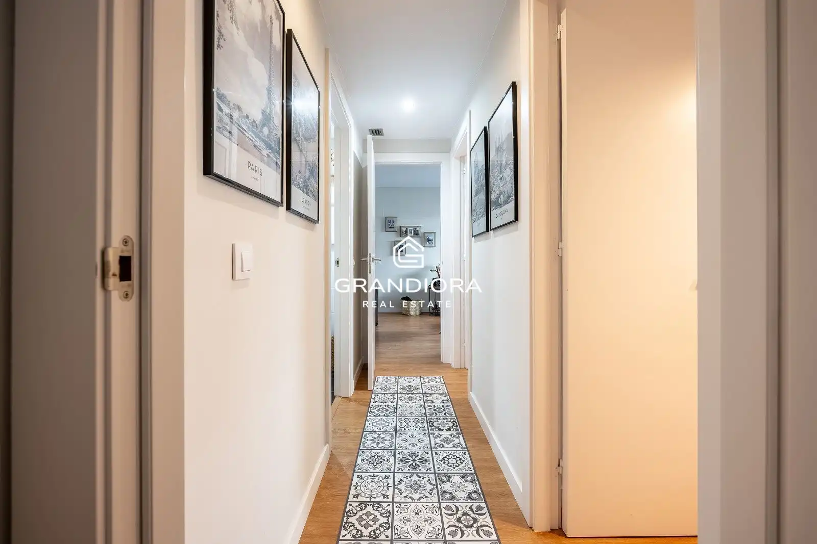 Wohnung zur Miete in Sant Andreu de Llavaneres mit Klimaanlage, Terrasse und Schwimmbad