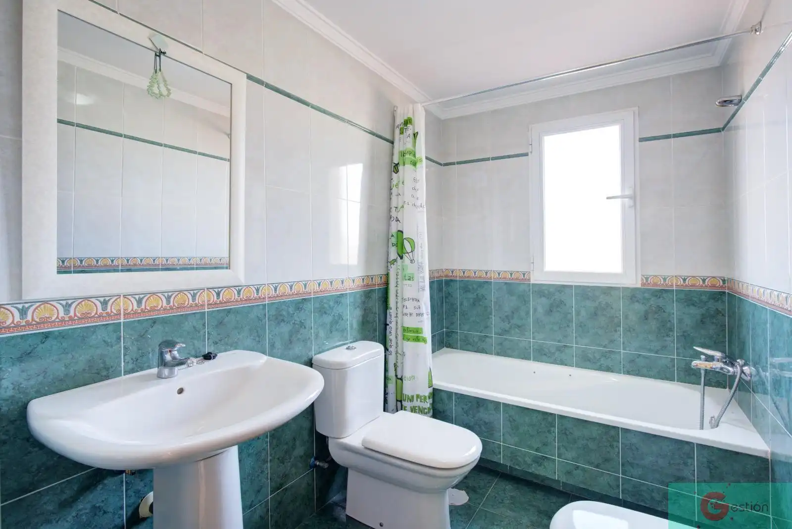 Chalet con piscina en venta en Peligros, imagen 33