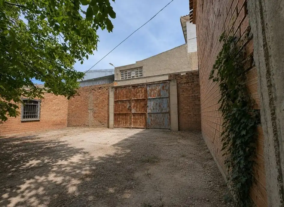 Vista exterior de Finca rústica en venda en Magallón amb Terrassa i Traster