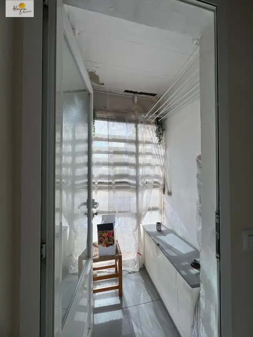 Baño de Piso en venta en Valencia con Aire acondicionado, Terraza y Amueblado
