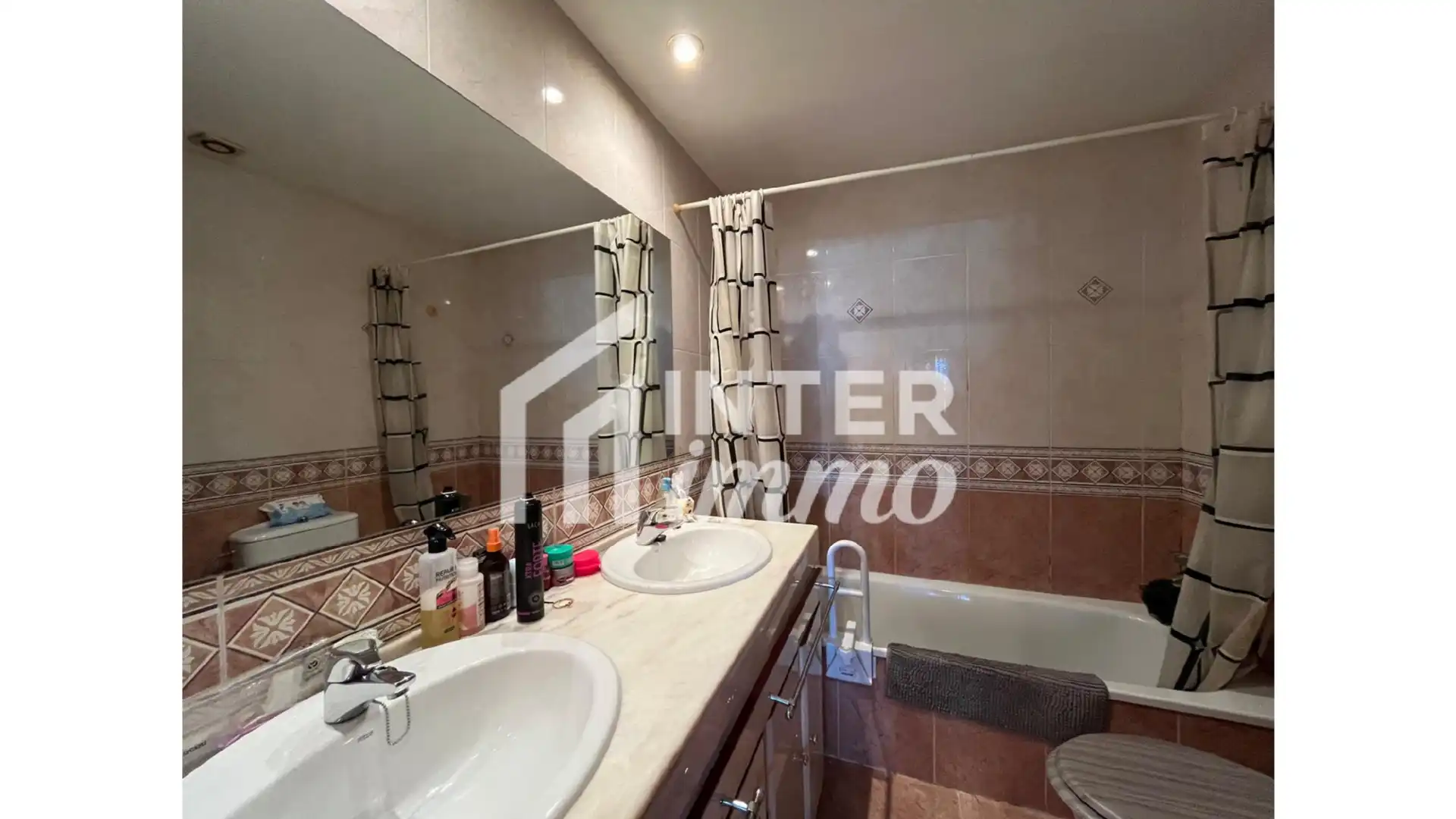 Bathroom of Apartments for sale in Eixample - Horta Capallera
