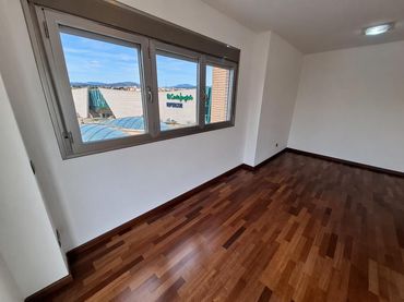 Appartement avec ascenseur à louer à Avenida de ľ Alcalde Ramón Pastor 6
