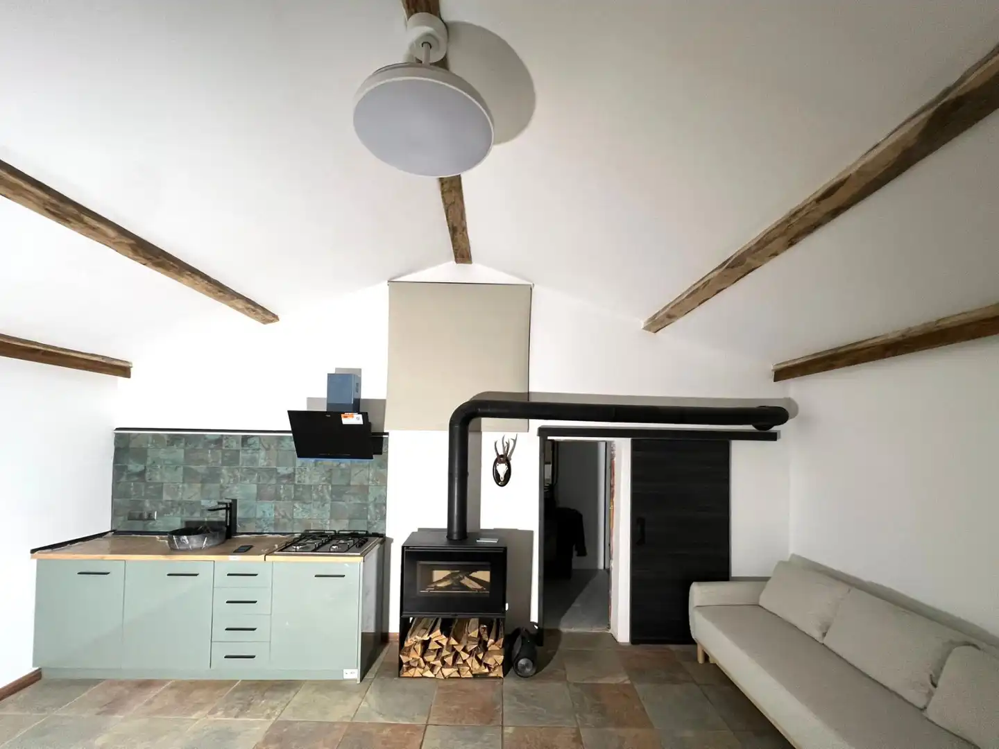 Sala de estar de Finca rústica en venta en Piloña con Jardín privado y Amueblado