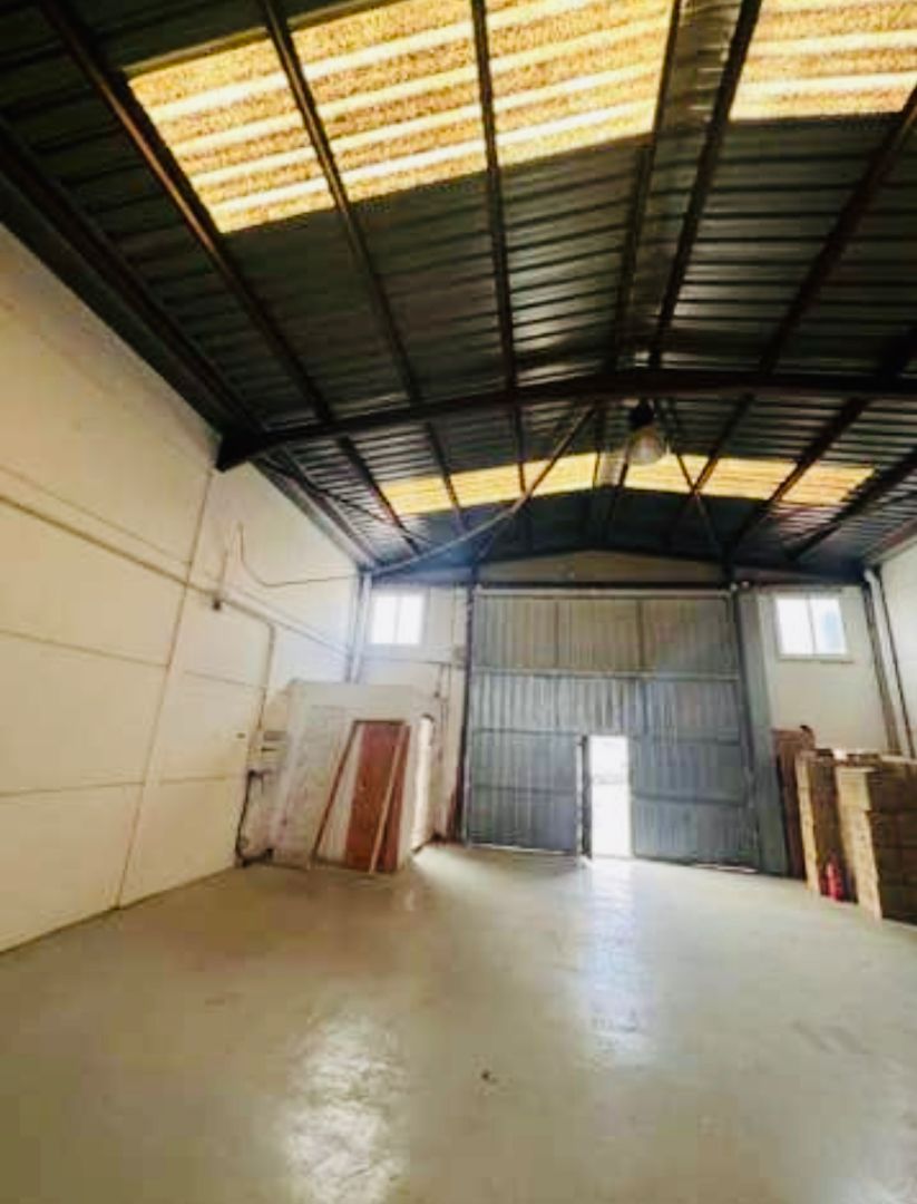 Nau industrial de lloguer a La Viña - Montemar - San Jaime