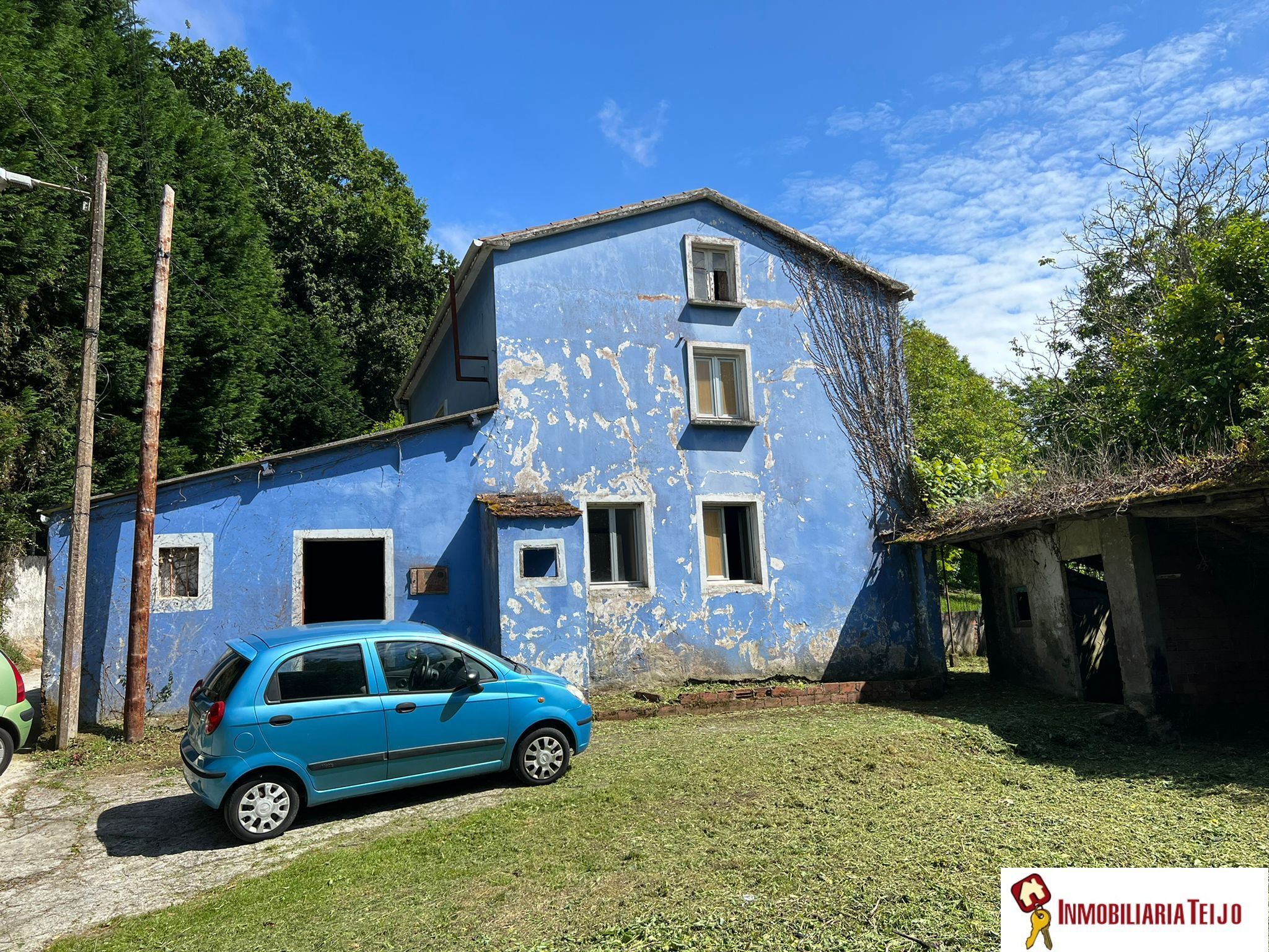Vista exterior de Casa o xalet en venda en Ferrol amb Jardí privat i Traster