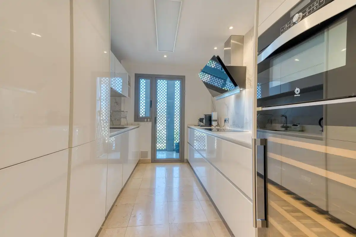 Kitchen of Apartments for sale in Benahavís  with Air Conditioner, Terrace and Storage room