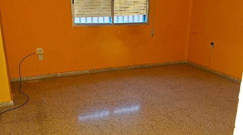 Photo 4 of Flat for sale in Carrer de Salvador Lluch, Mont-Olivet, Valencia