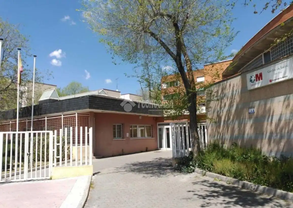 Vista exterior de Piso en venta en Parla con Aire acondicionado y Calefacción