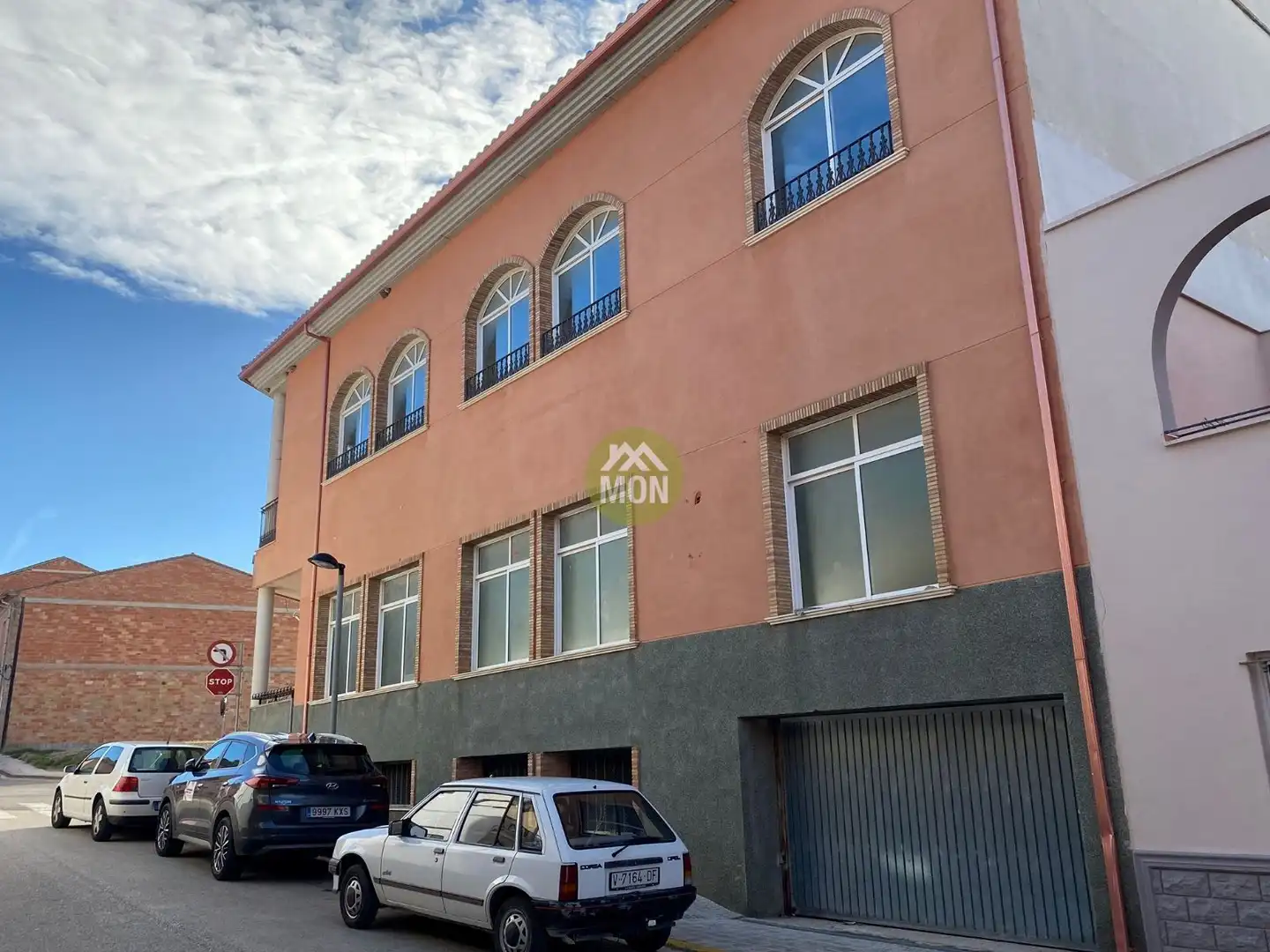 Edifici en venda a Castelló de Rugat
