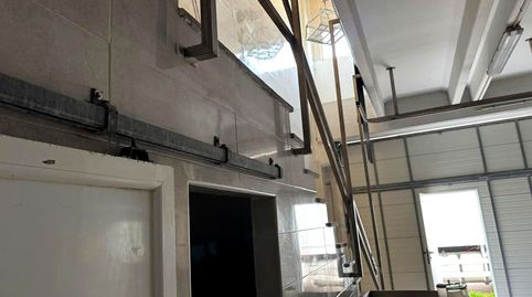 Foto 3 von Fabrikhallen zur Miete in Santoña, Cantabria