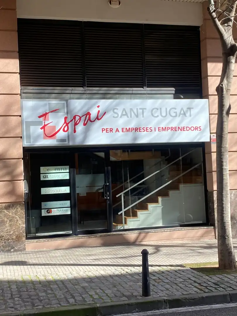 Bureau à louer à El Coll