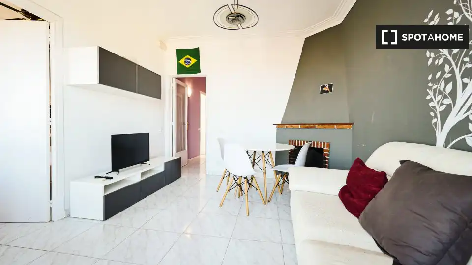 Wohnung zur Miete in La Salut
