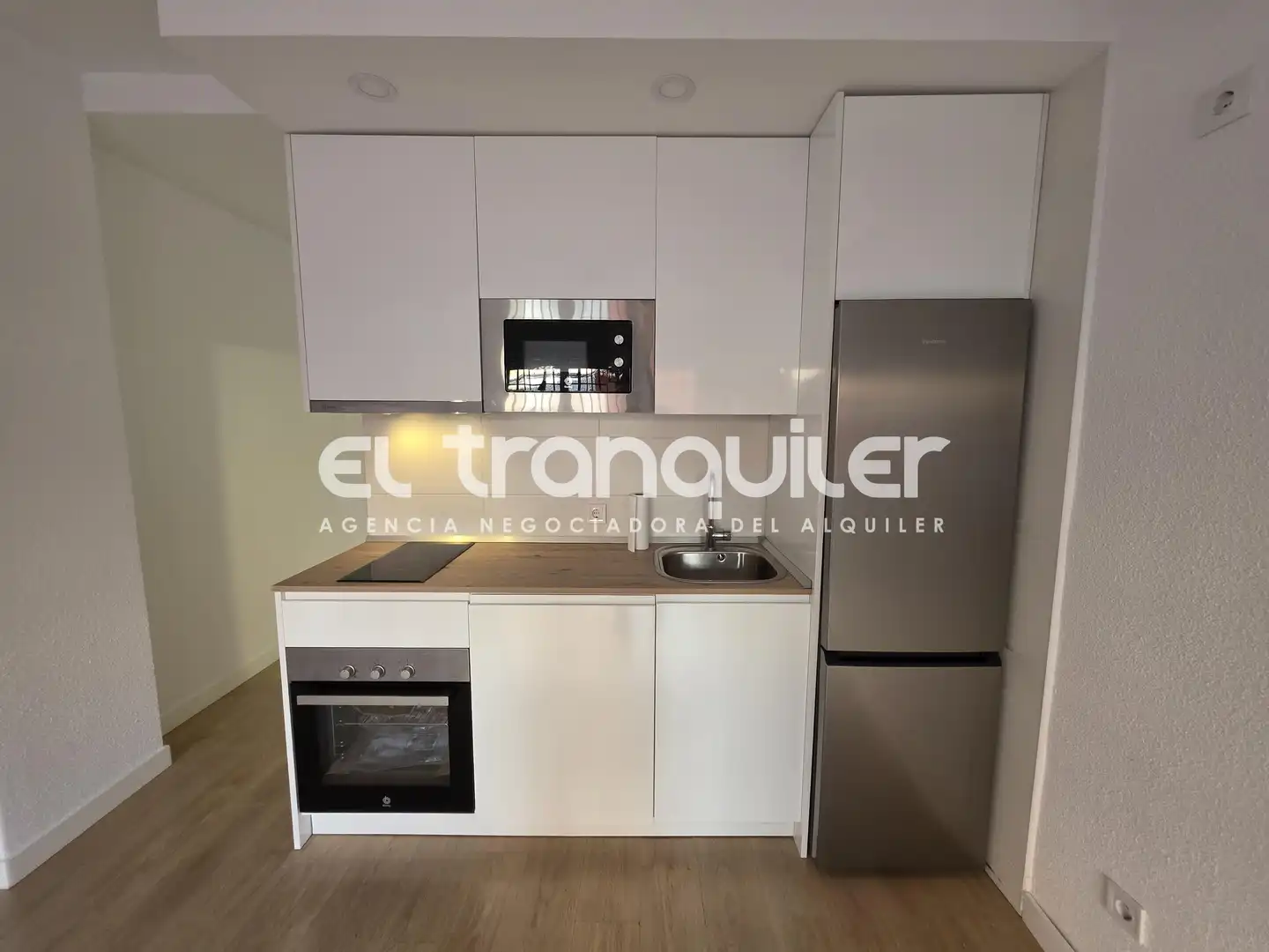 Küche von Wohnung zur Miete in Madrid mit Klimaanlage, Terrasse und Abstellraum