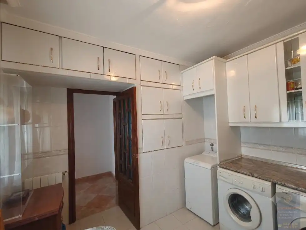 Kitchen of Houses for sale in Casarrubios del Monte  with Terrace and Furnished