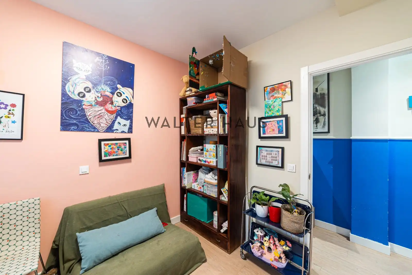 Living room of Flat for sale in Madrid  with Heating and Storage room