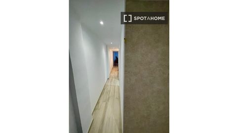 Foto 3 de Piso de alquiler en Les Tendetes - Avenida Burjassot, Valencia Capital