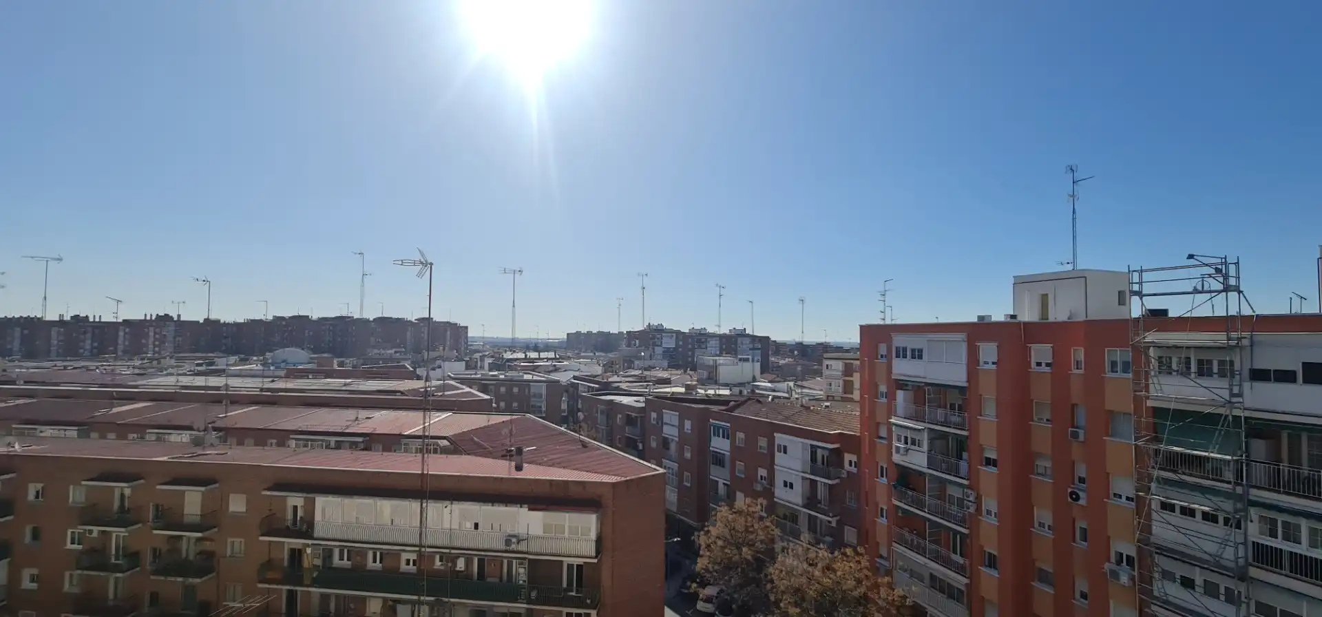 Vista exterior de Pis en venda en Alcorcón amb Calefacció i Terrassa