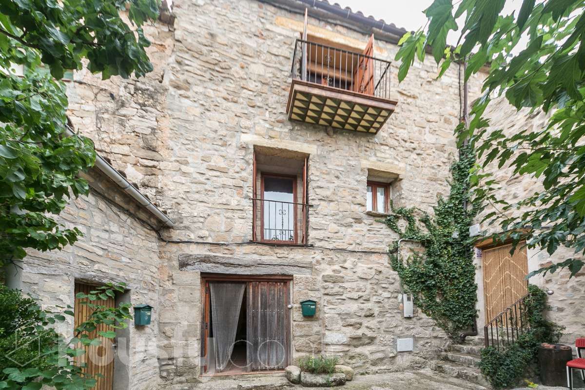 Vista exterior de Casa o xalet en venda en Bellprat amb Calefacció, Parquet i Terrassa