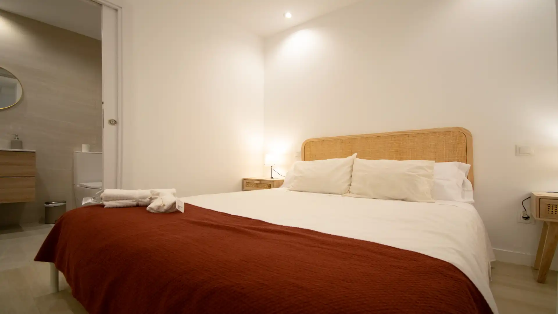 Bedroom of Flat for rent in Madrid  with Heating, Furnished and Oven