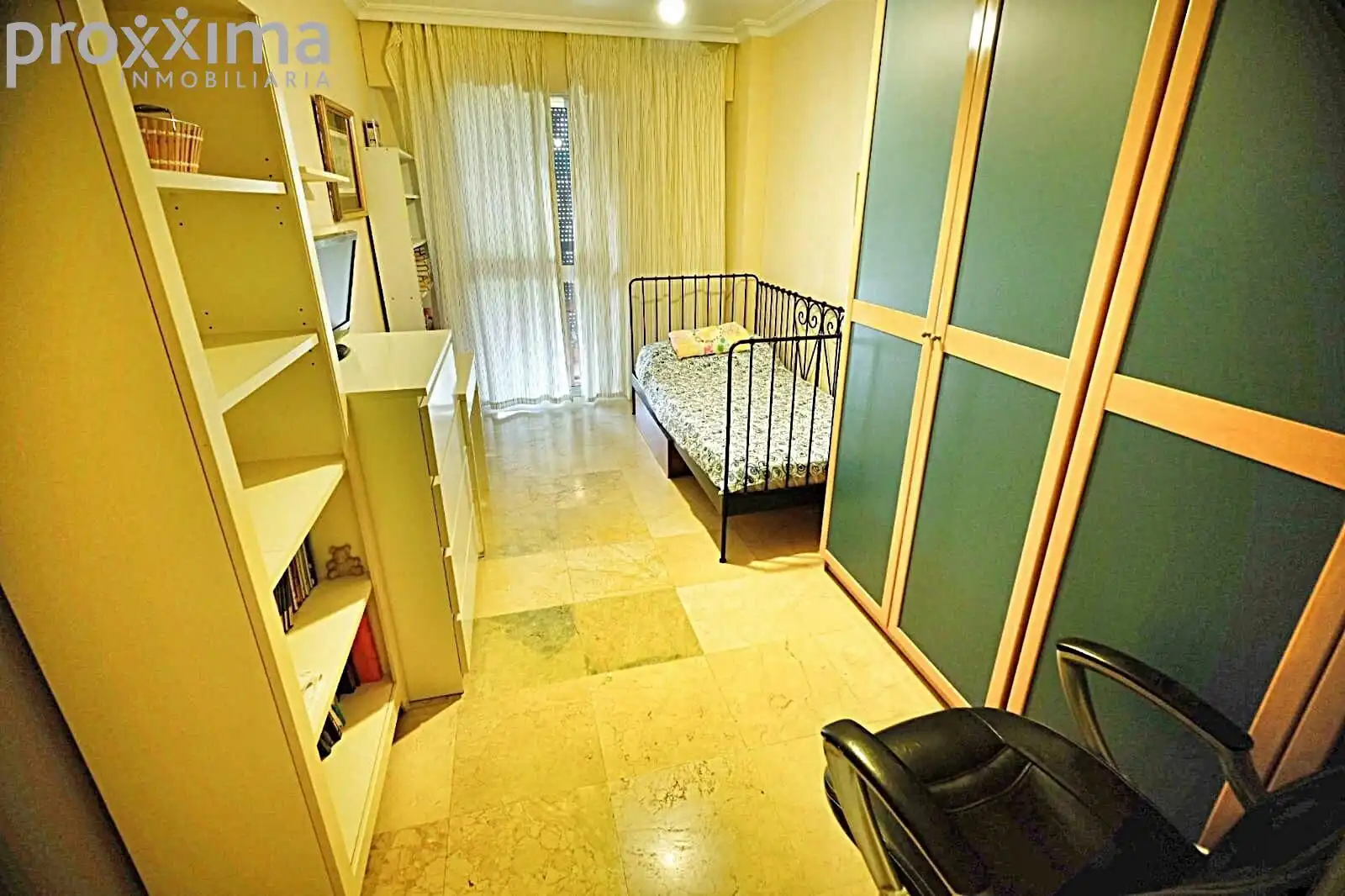 Habitación de Piso en venta en Sevilla con Jardín privado, Terraza y Trastero