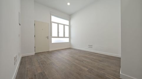 Foto 4 de Planta baja en venta en Pueblo Nuevo, Madrid Capital