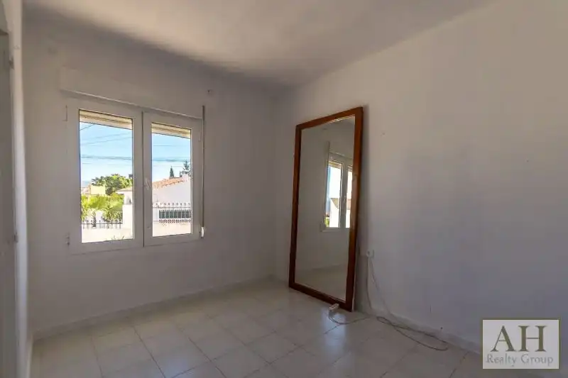 Habitación de Casa adosada en venta en L'Alfàs del Pi