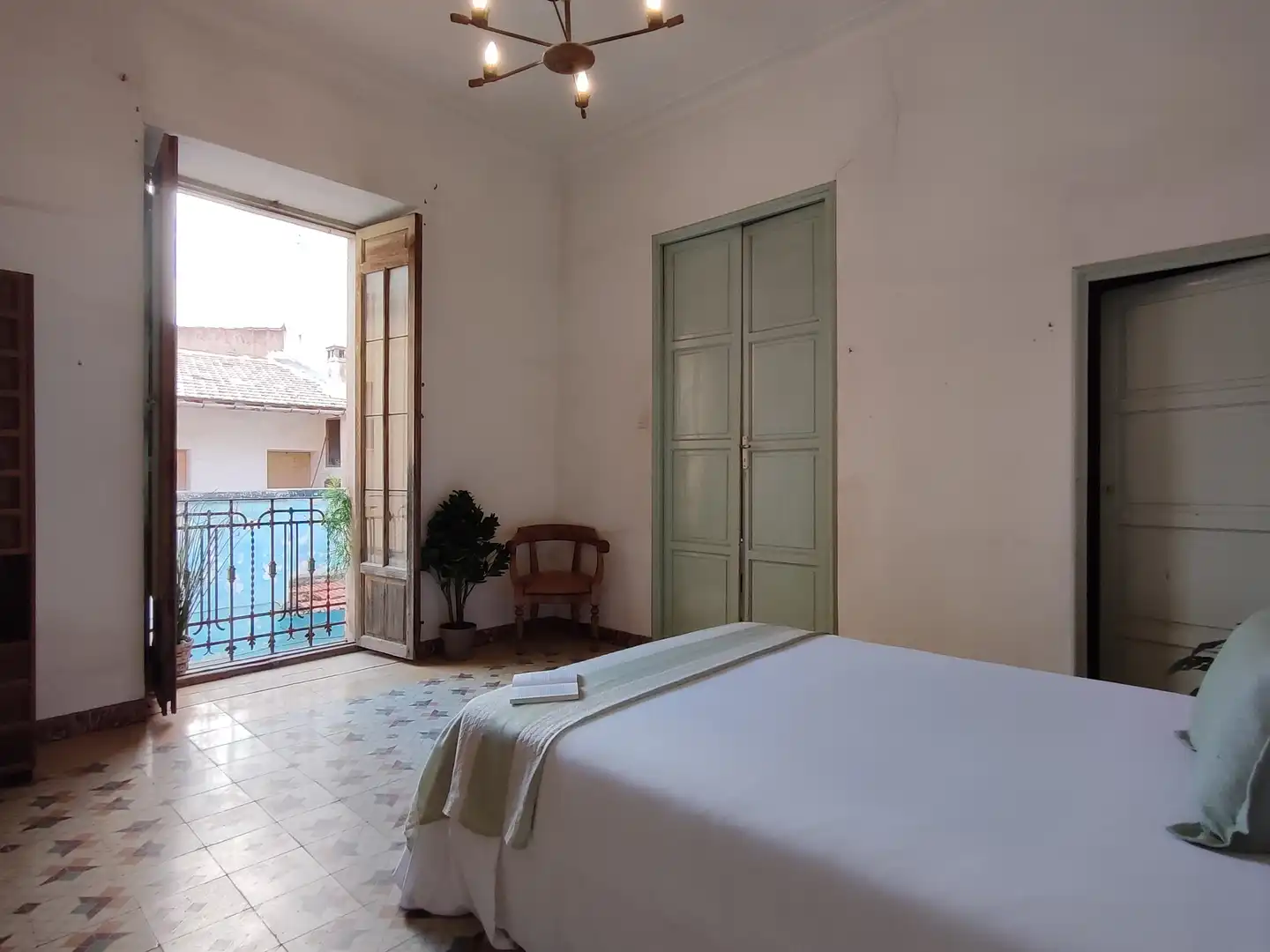 Buildings for sale in Plaza Mayor, Centro