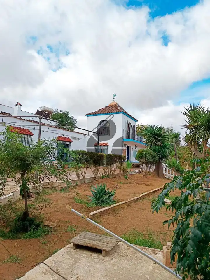 Landhaus mit Pool zum Verkauf in La Puebla del Río, imagen 4