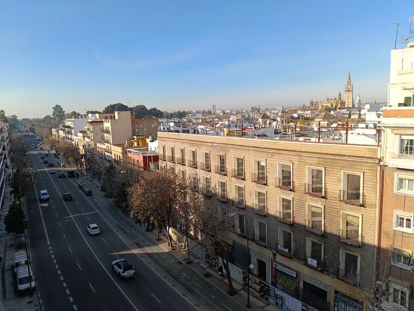 Exterior view of Flat for sale in Sevilla  with Air Conditioner, Terrace and Balcony