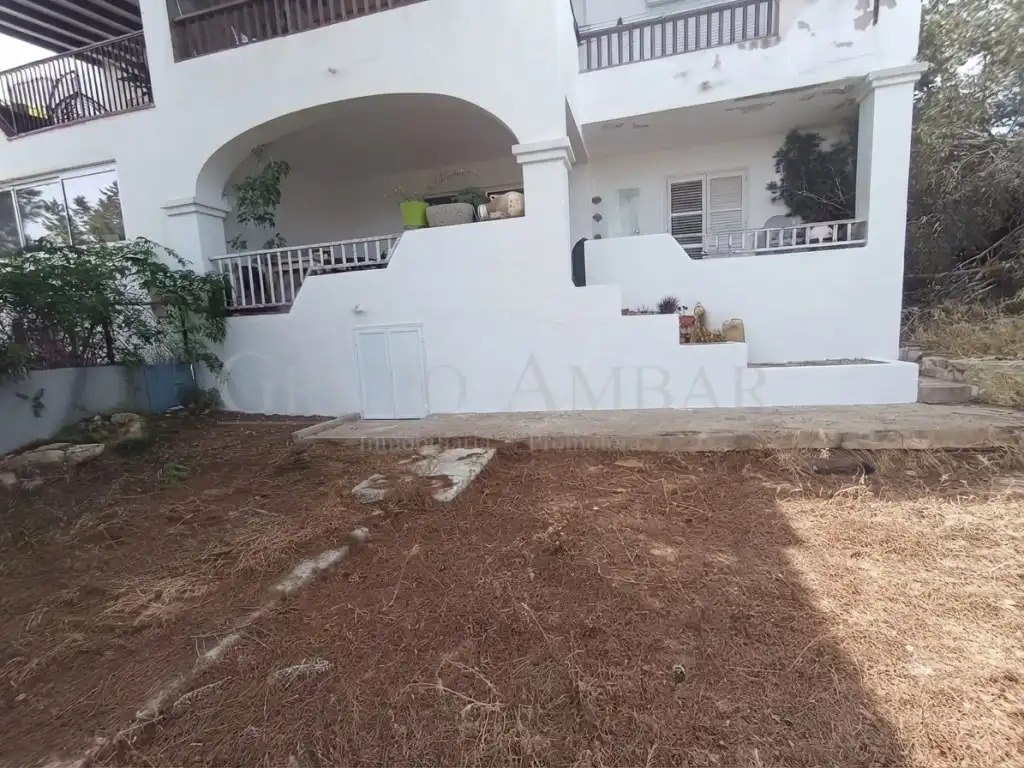Planta baixa en venda en Sant Josep de sa Talaia amb Jardí privat i Terrassa