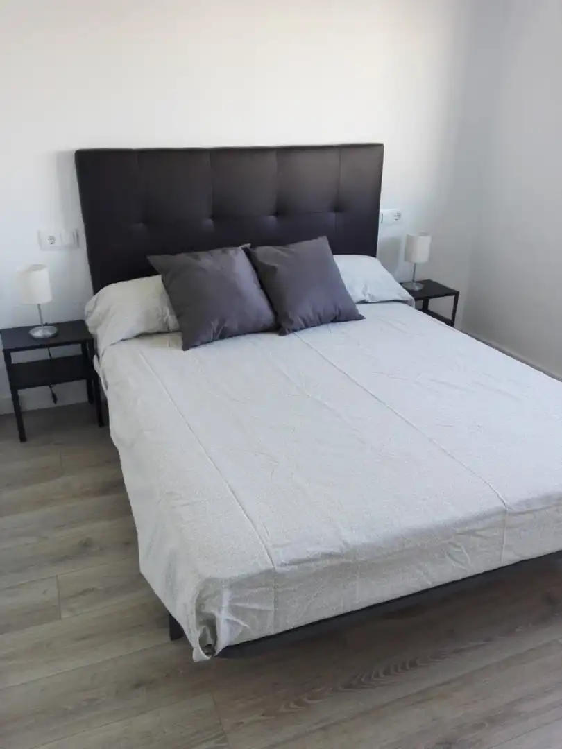 Flat with terrace to rent in Avenida RONDA NORTE, imagen 12