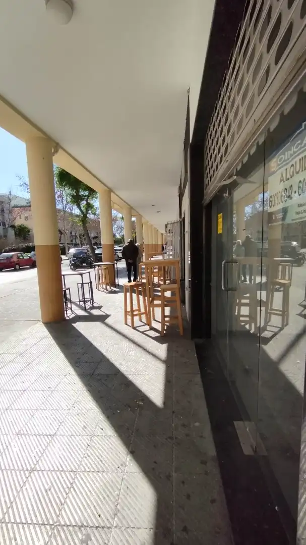 Locale commerciale in affitto a Avenida de la Música, imagen 3