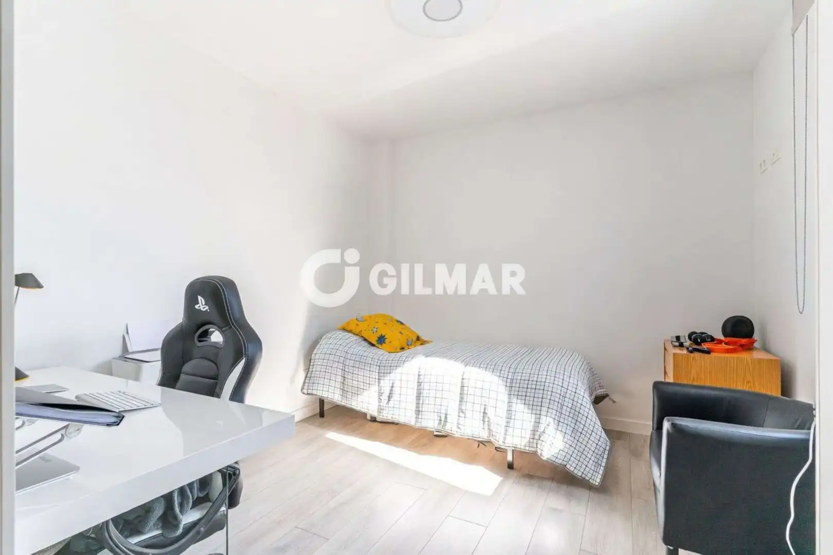 Schlafzimmer von Wohnung zum Verkauf in Las Rozas de Madrid mit Heizung, Privatgarten und Abstellraum