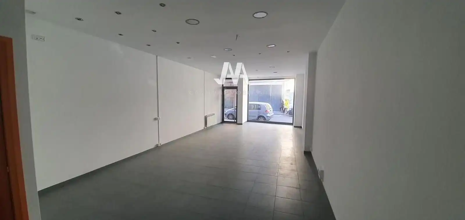 Local comercial en venda a Llevant, imagen 3