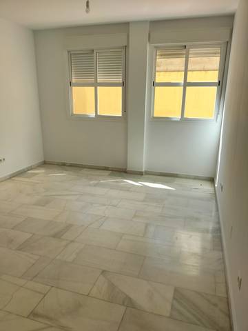 Piso en Alquiler en Calle Sebastián de Eslava en Parque Victoria Eugenia