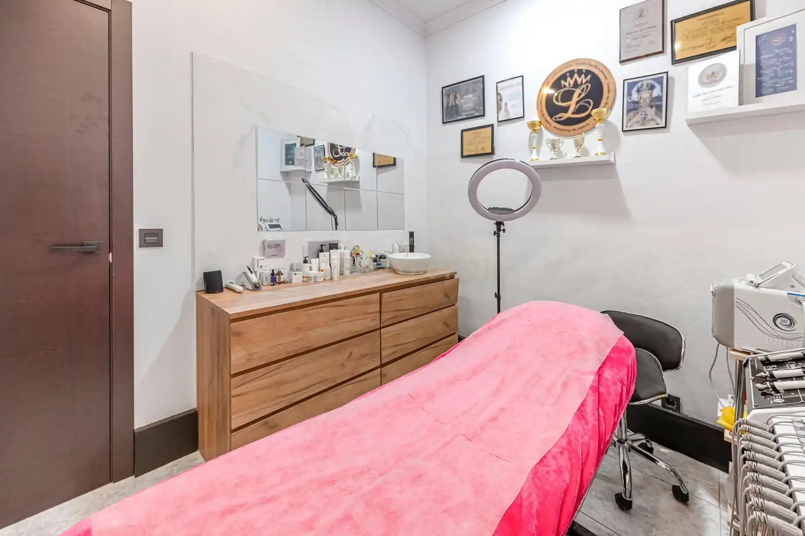 Local en traspaso en Calle Jacinto Benavente, 21, 29601 Marbella, Spain, Ricardo Soriano
