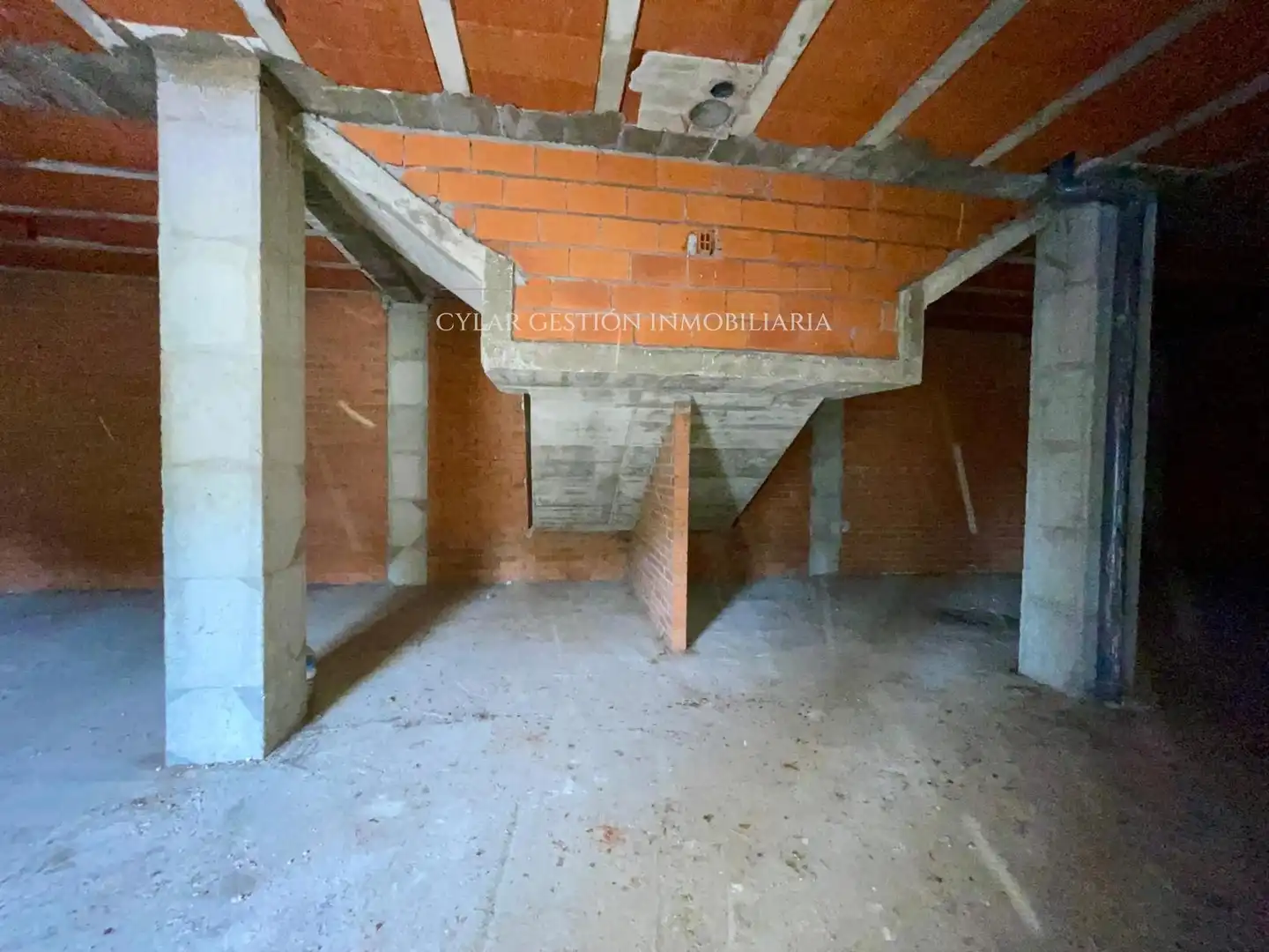 Commercial properties for sale in Villares de la Reina