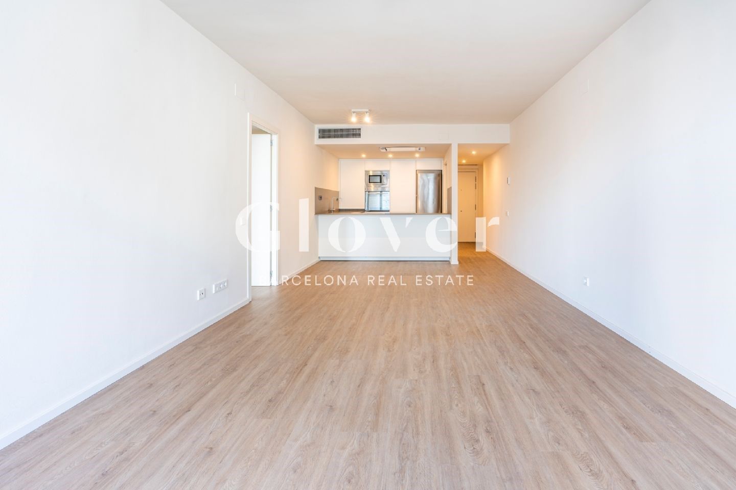 Habitación de Piso de alquiler en  Barcelona Capital con Terraza, Piscina y Balcón