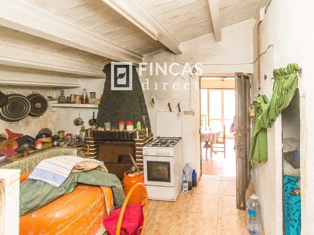 Cuina de Finca rústica en venda en Tortosa amb Moblat