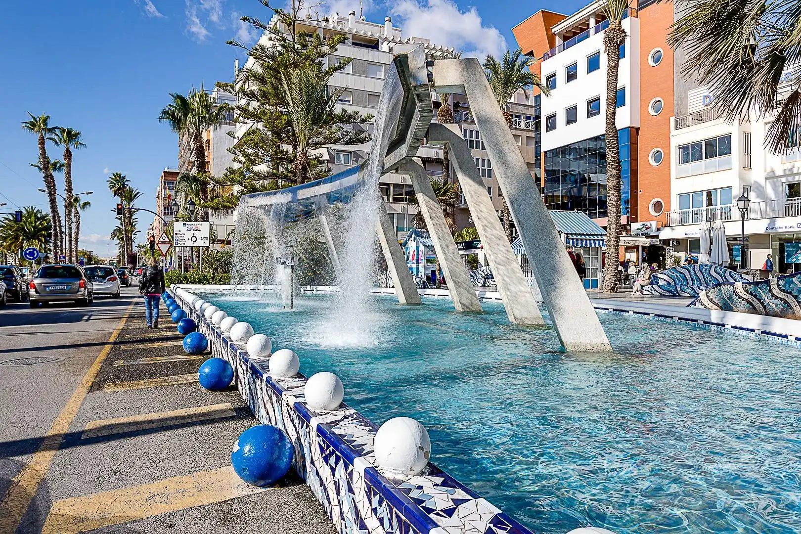 Vista exterior de Estudio en venta en Torrevieja con Terraza, Amueblado y Balcón