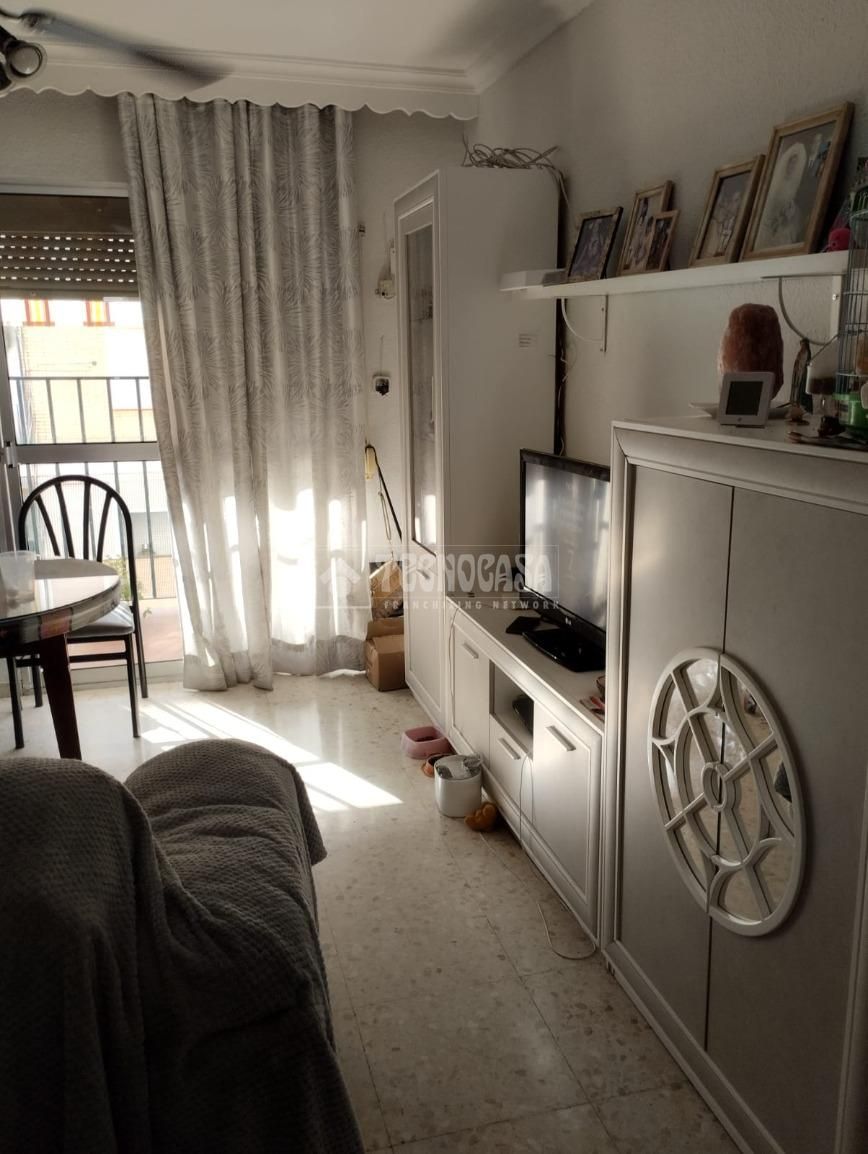 Sala d'estar de Pis en venda en Alcalá de Guadaira amb Aire condicionat i Terrassa