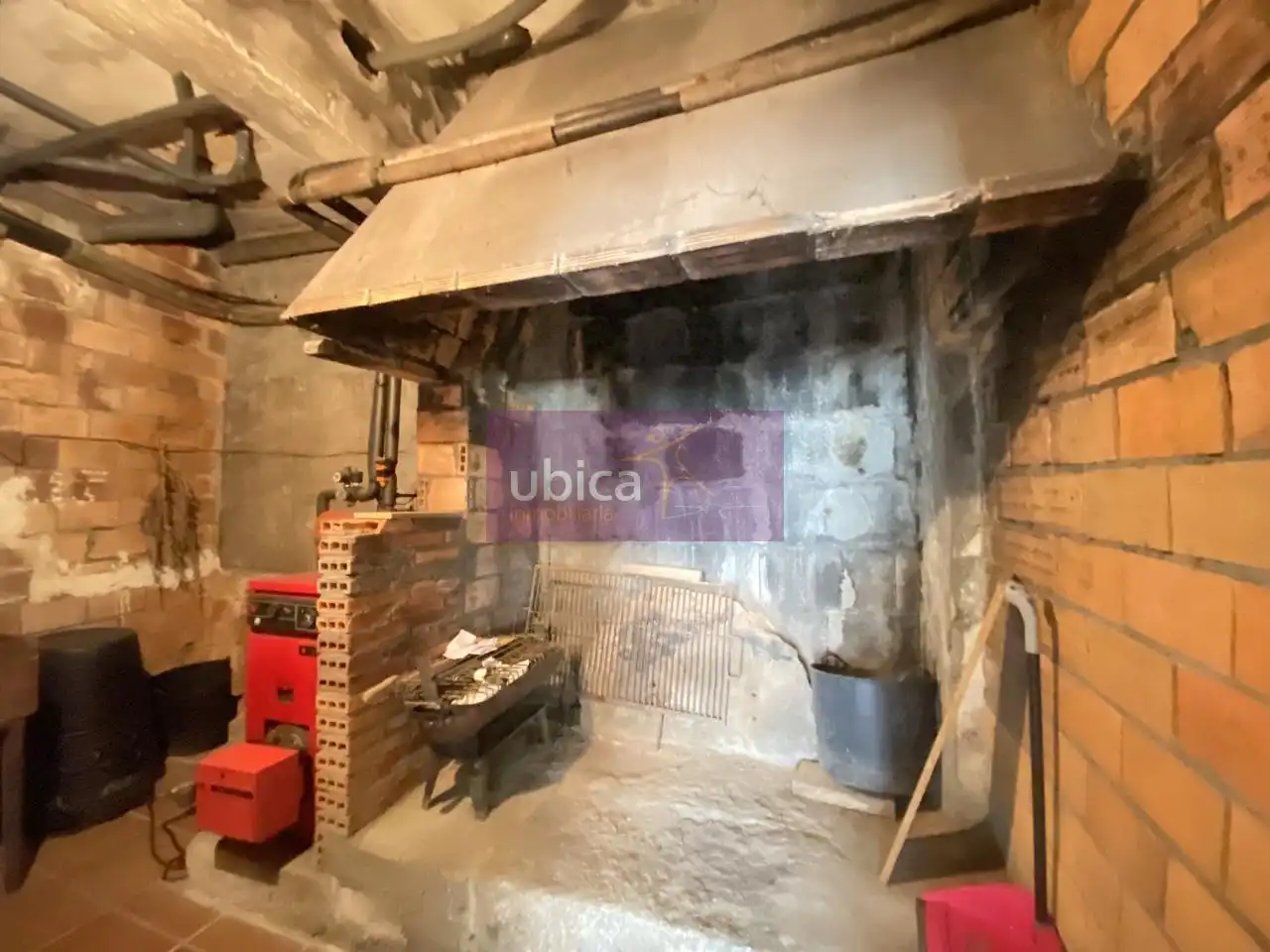 Casa adosada en venta en Arbo con Calefacción y Balcón