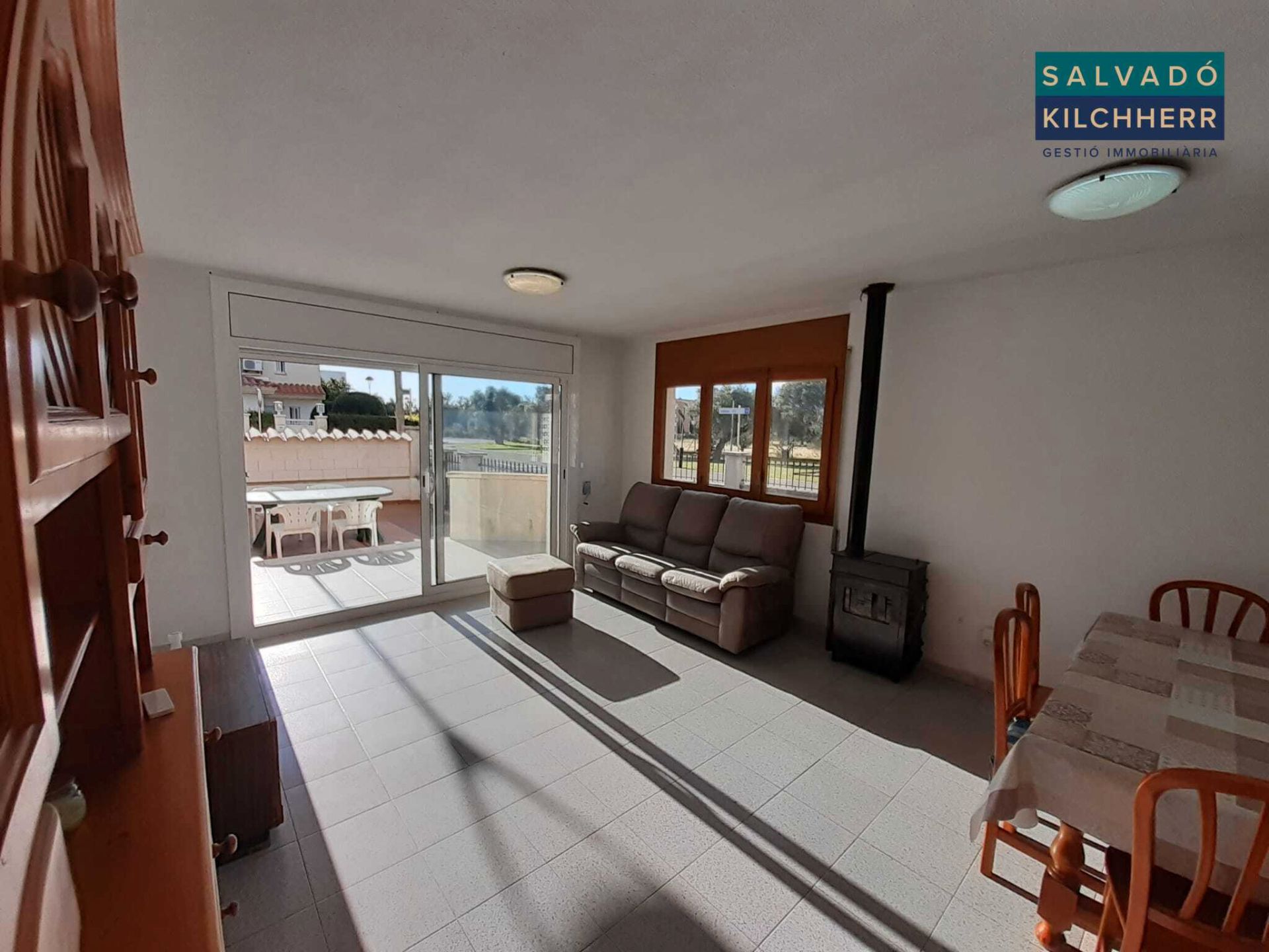 Living room of Single-family semi-detached for sale in Cambrils  with Air Conditioner, Heating and Private garden