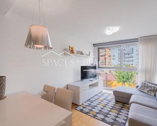 Sala d'estar de Apartament de lloguer en  Valencia Capital amb Aire condicionat, Terrassa i Balcó