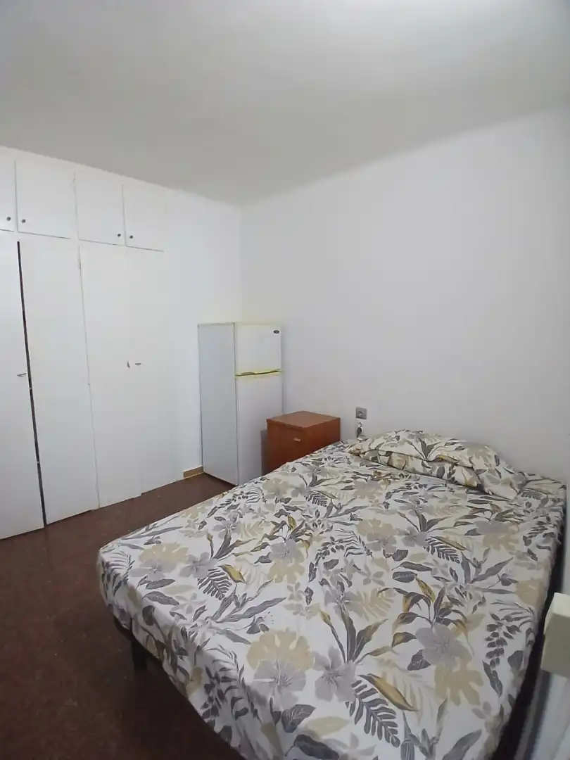 Schlafzimmer von Wohnung zur Miete in Pineda de Mar mit Möbliert, Ofen und Balkon