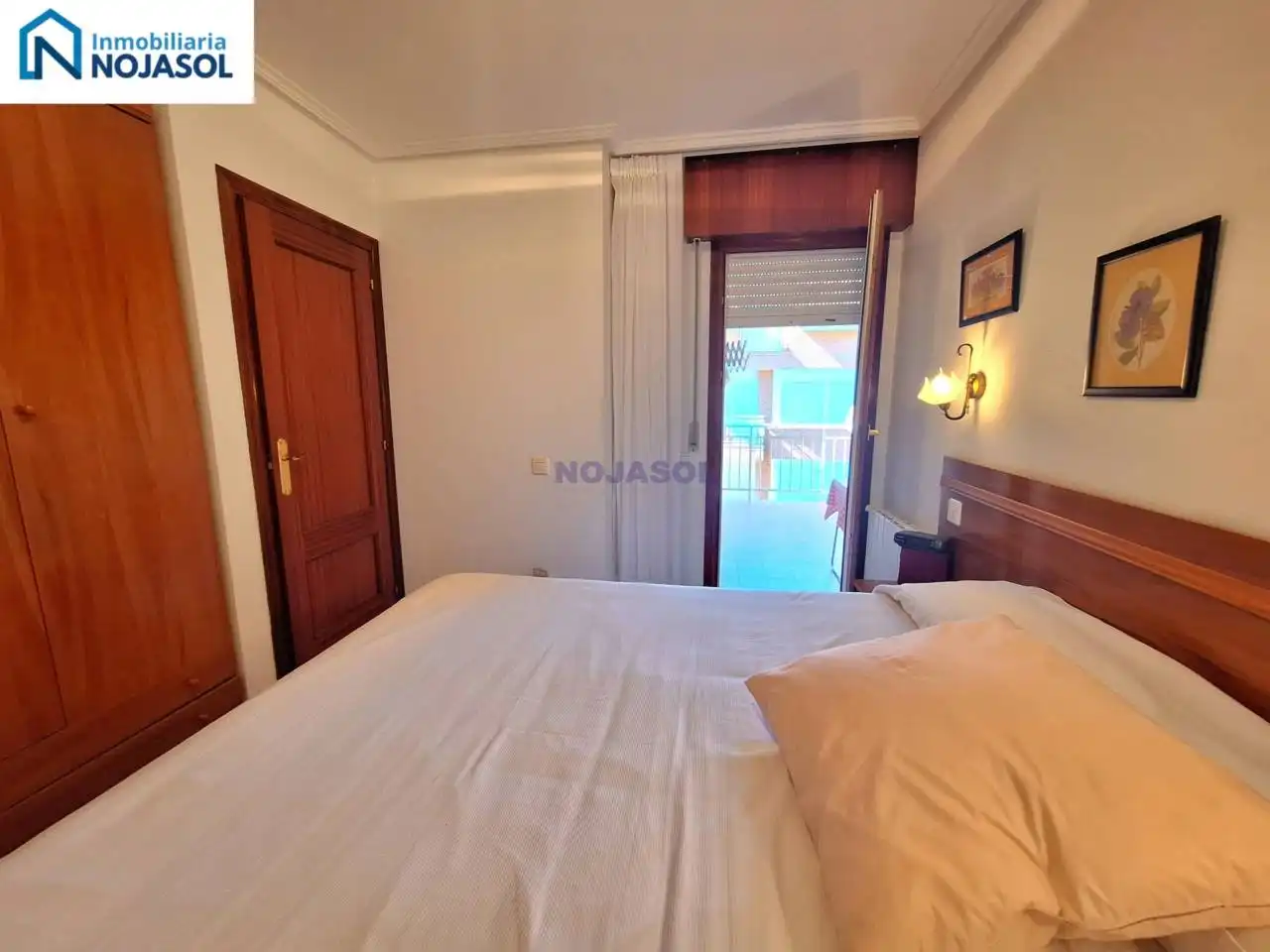 Dormitori de Apartament en venda en Noja amb Calefacció, Terrassa i Moblat