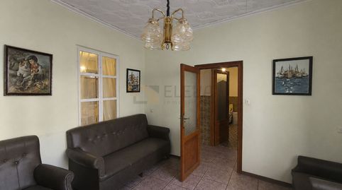 Casa con salida a dos calles