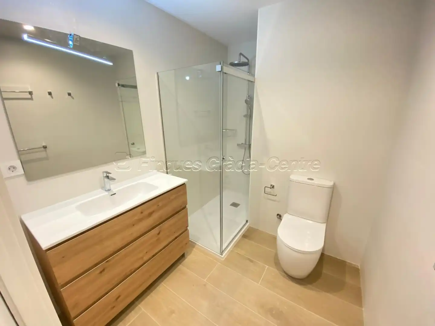 Flat for rent in Carrer Carrer Rambla, Centre